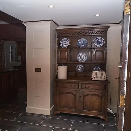 Ladstock Hall Thornthwaite Sleeps 10 With Private Garden Close To Lake Bassenthwaite & Keswick *