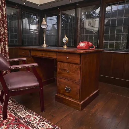 Ladstock Hall Thornthwaite Sleeps 10 With Private Garden Close To Lake Bassenthwaite & Keswick *